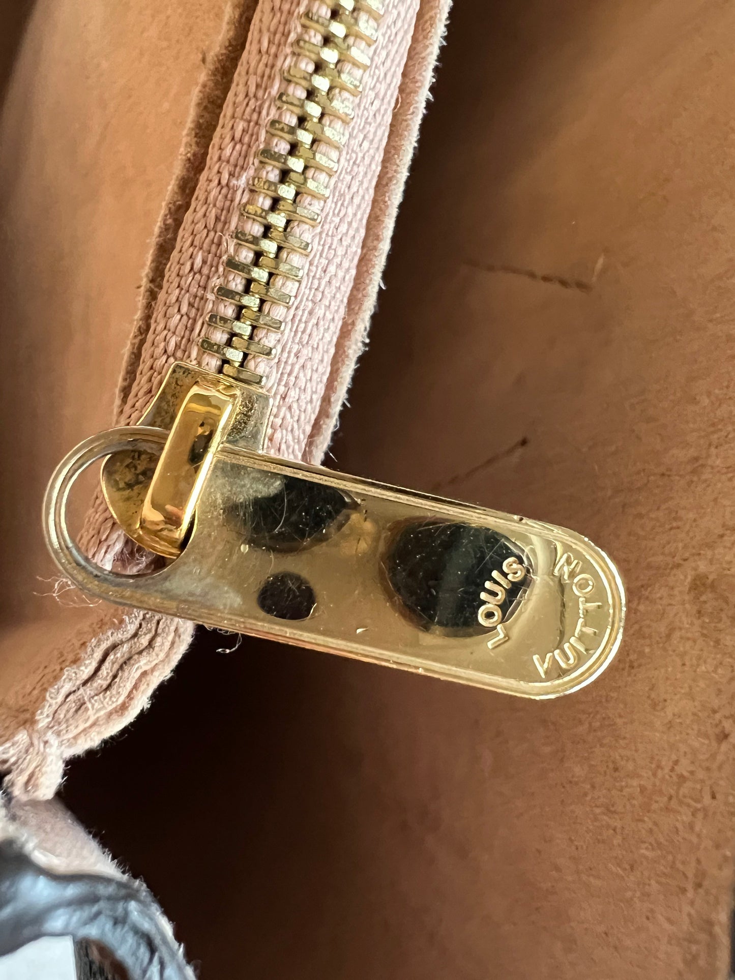Louis Vuitton Kensington Tote Damier Ebene