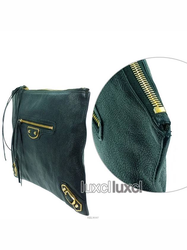 Balenciaga Giant Edge Medium Clutch Bag 390186