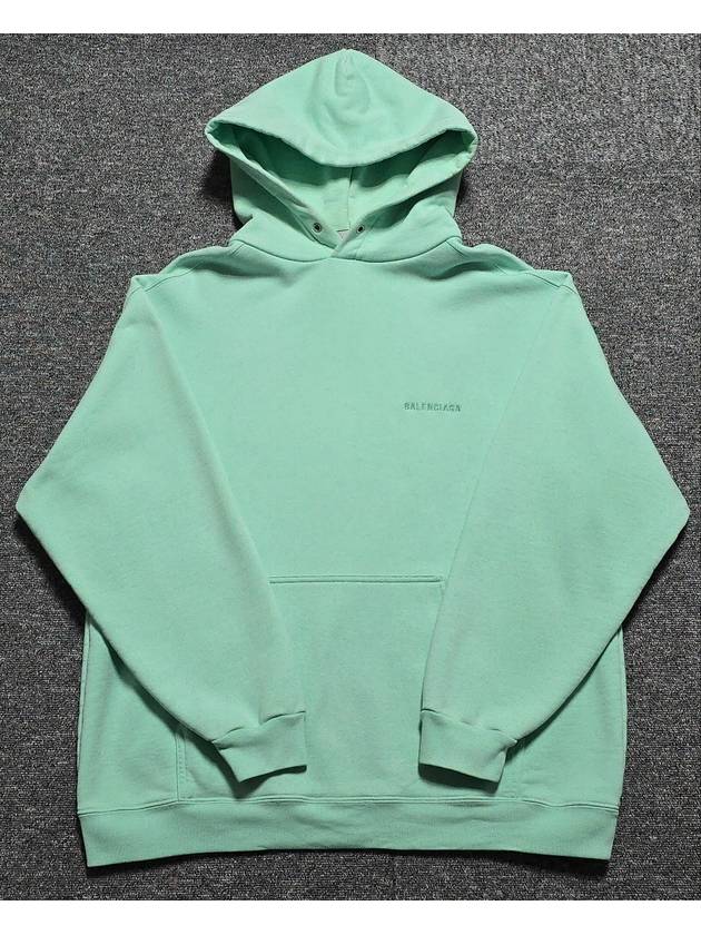 Balenciaga Back logo hoodie 105