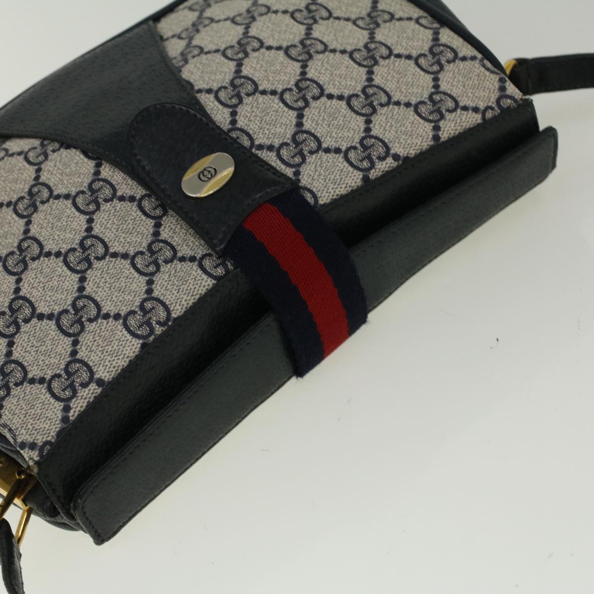Gucci Gg Canvas Canvas Shoulder Bag ()