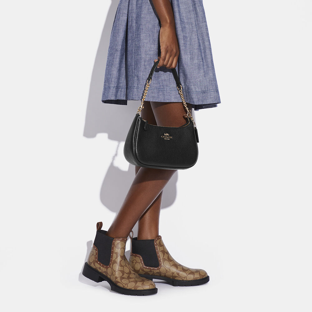 Coach Teri Shoulder Bag In Signature Canvas