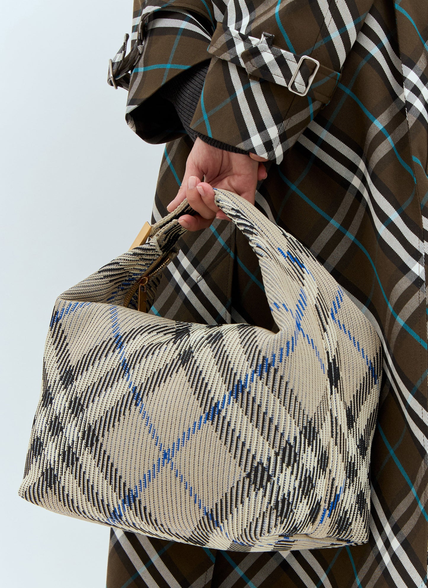 Burberry Women Medium Peg Duffle Handbag