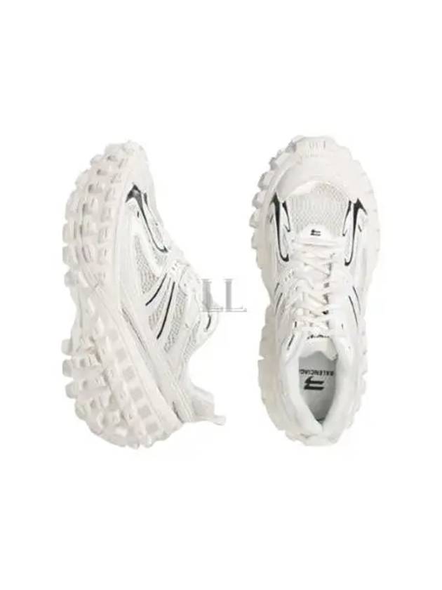 Balenciaga Bouncer Low-Top Sneakers White