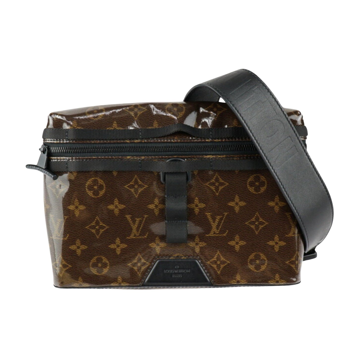 Louis Vuitton Messenger Canvas Shoulder Bag ()