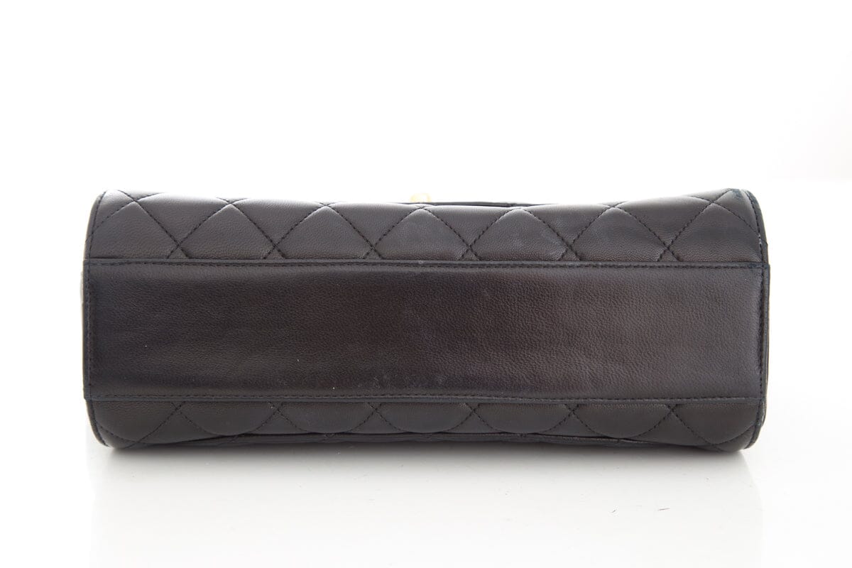 Chanel Vintage 1991 Black Quilted Lambskin Flap Crossbody Handbag with Gold Hardware