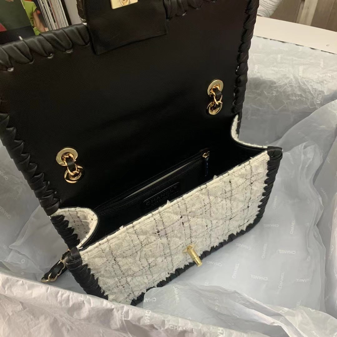 Chanel - Luxury Bag - CHL - 1050