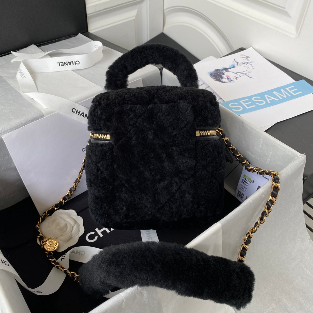 Chanel - Luxury Bag - CHL - 1077