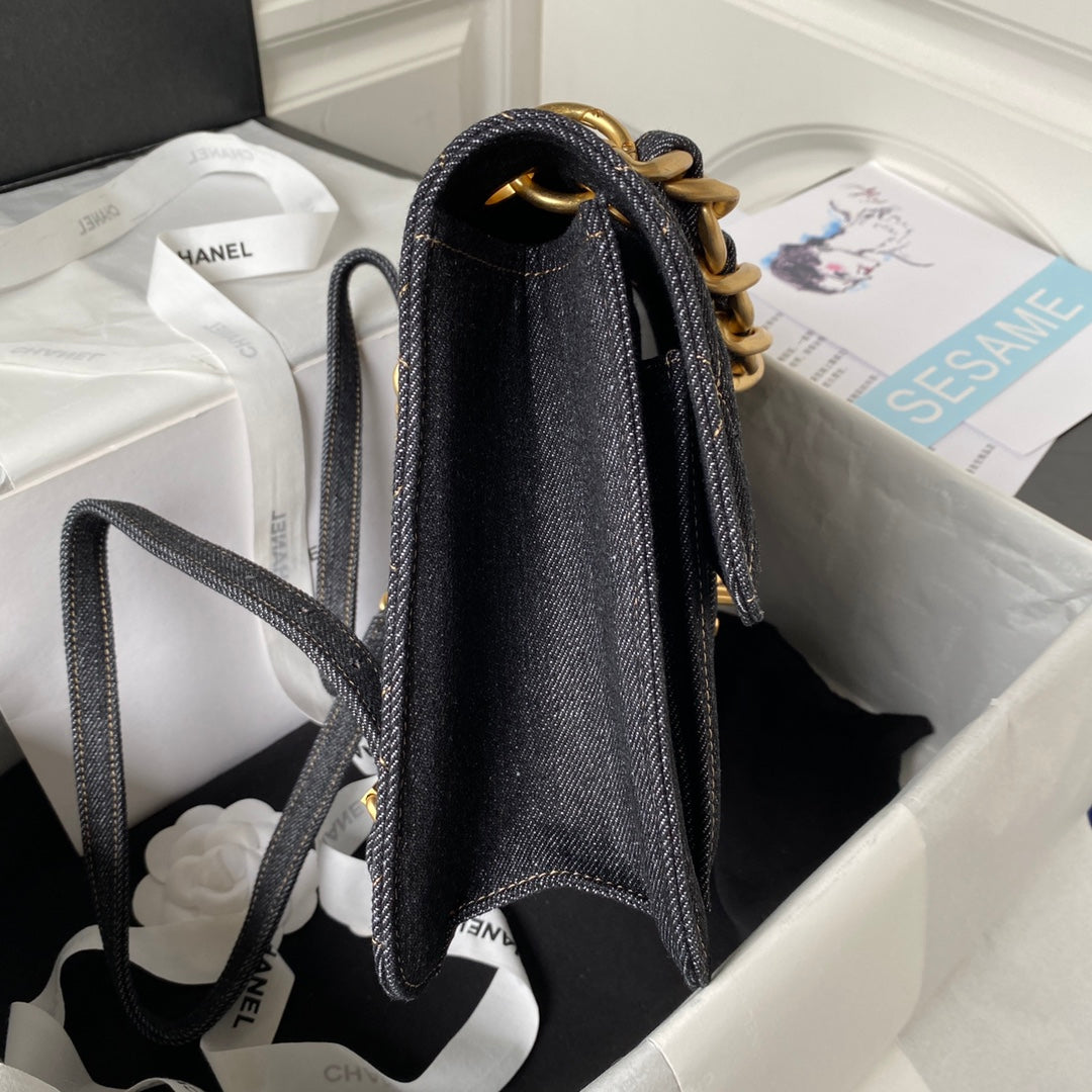 Chanel - Luxury Bag - CHL - 186