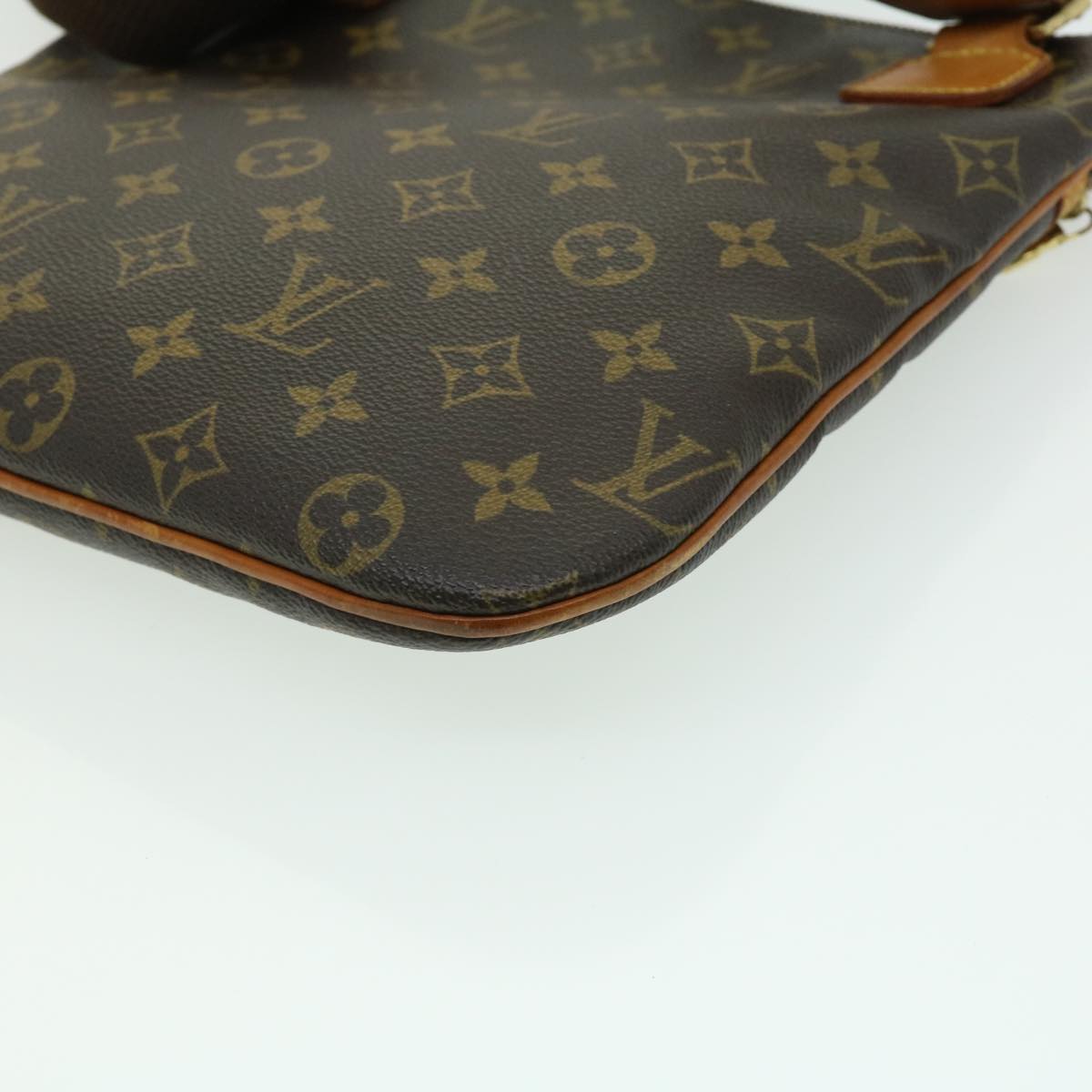LOUIS VUITTON Monnogram Pochette Bosphore Shoulder Bag M40044 LV ki2194