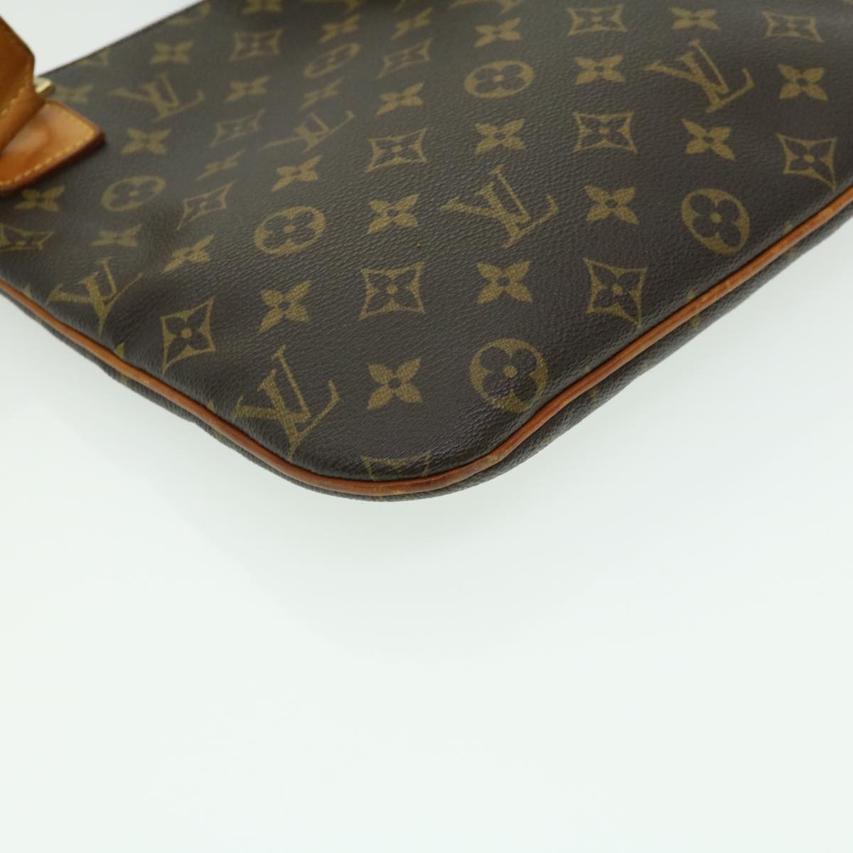 LOUIS VUITTON Monnogram Pochette Bosphore Shoulder Bag M40044 LV ki2194