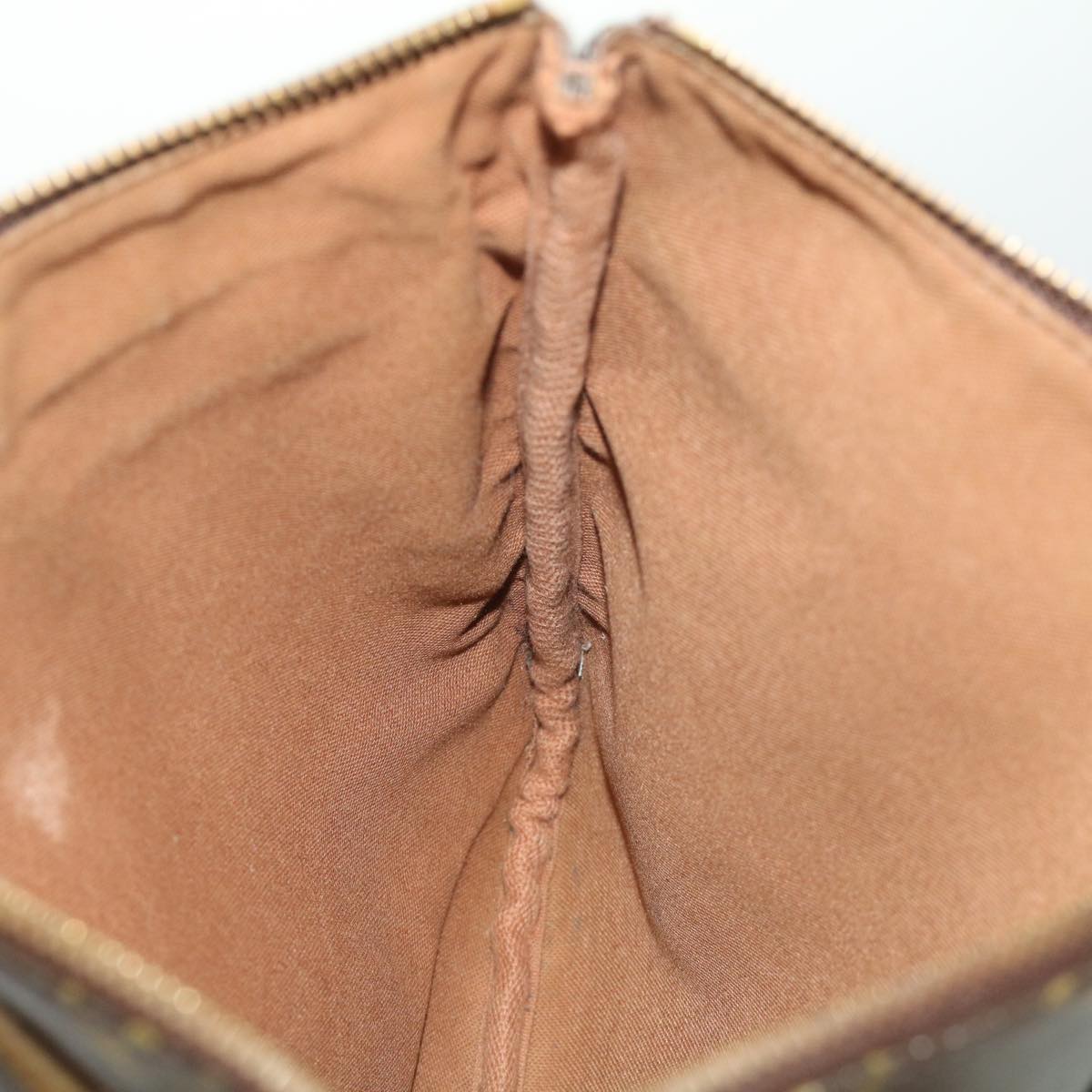 LOUIS VUITTON Monnogram Pochette Bosphore Shoulder Bag M40044 LV ki2194