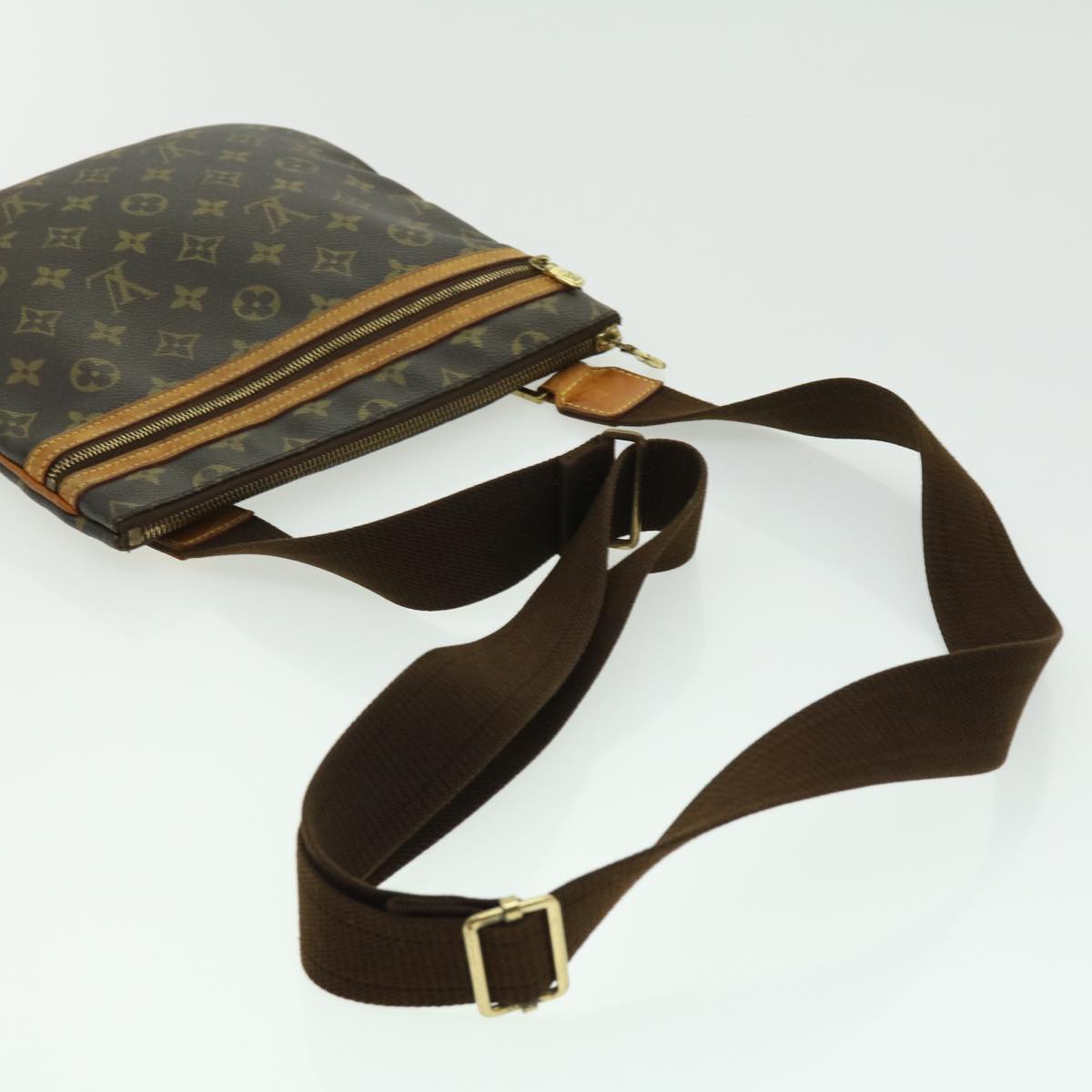 LOUIS VUITTON Monnogram Pochette Bosphore Shoulder Bag M40044 LV ki2194