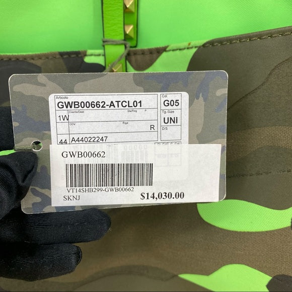 VALENTINO Camouflage tote TSW