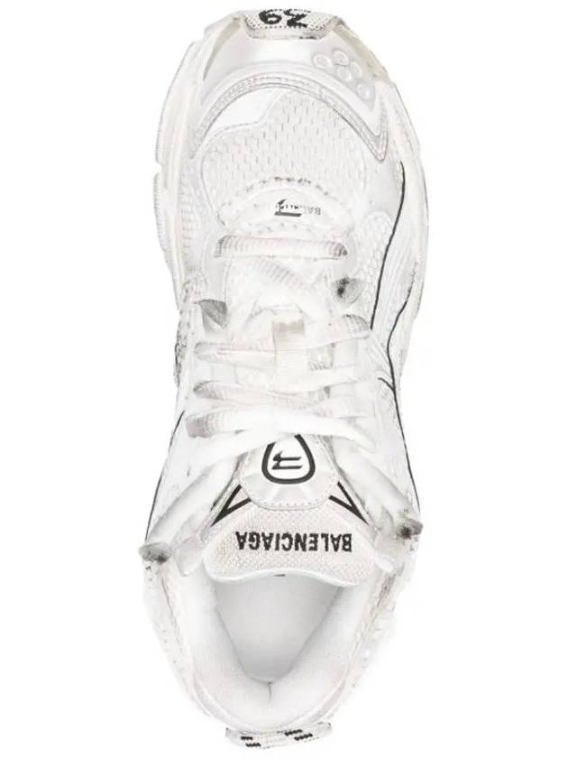 Balenciaga Runner Embroidered Logo Low Top Sneakers White