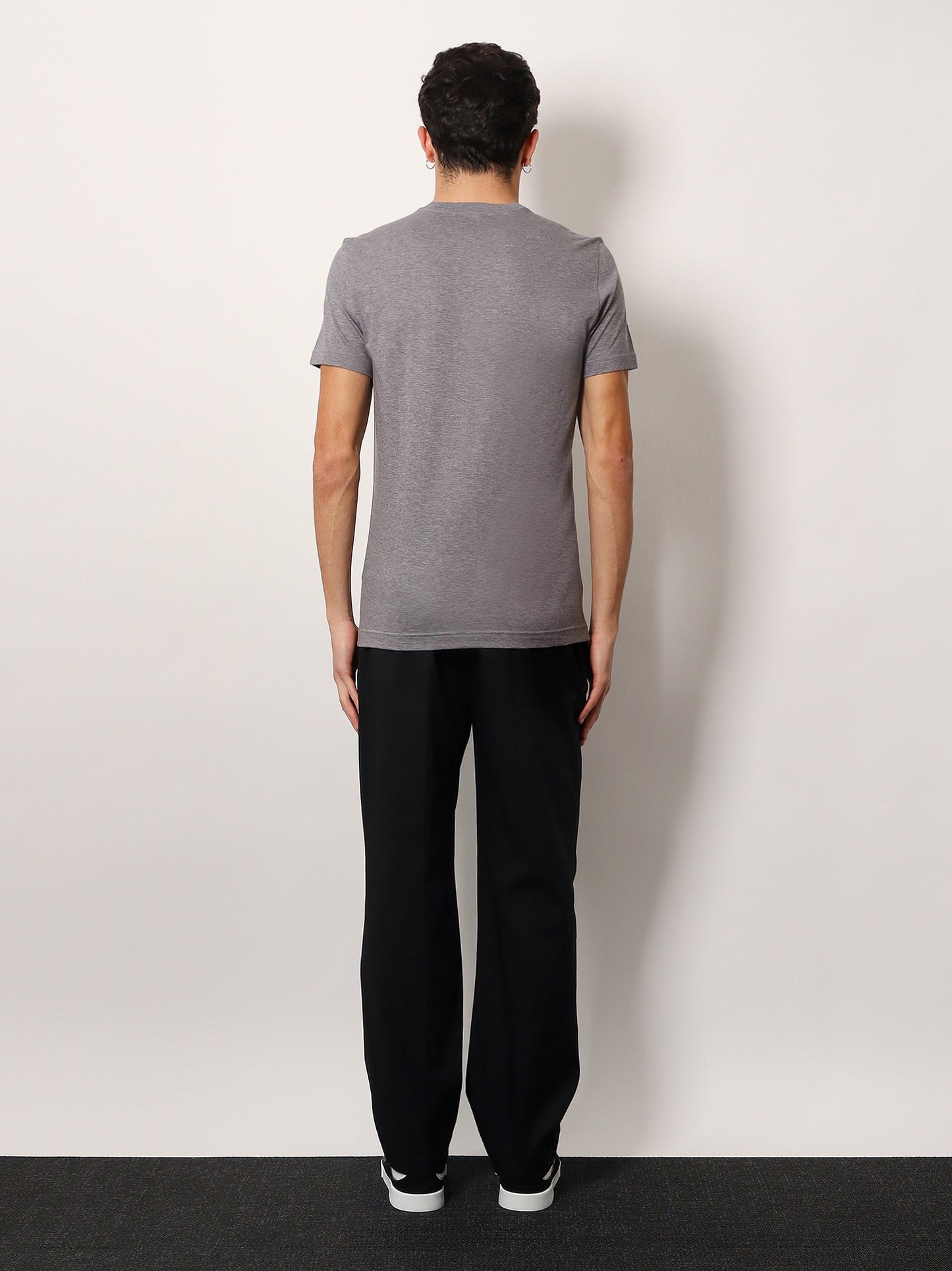 Dolce & Gabbana Men Cotton T-Shirt With Metal Logo Detail