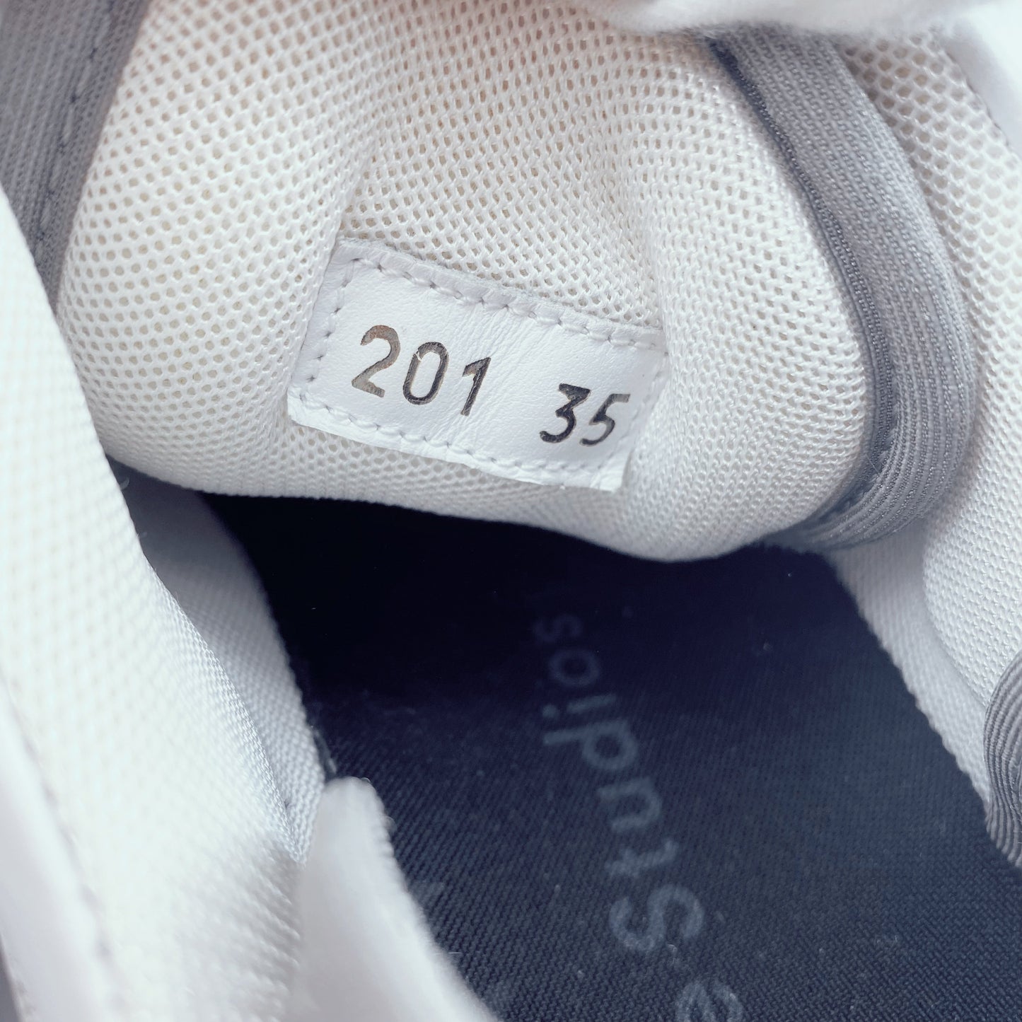 Acne Studios Exclusive White Nappa Manhattan Sneakers