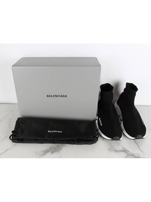 Balenciaga Speedrunner 42 270