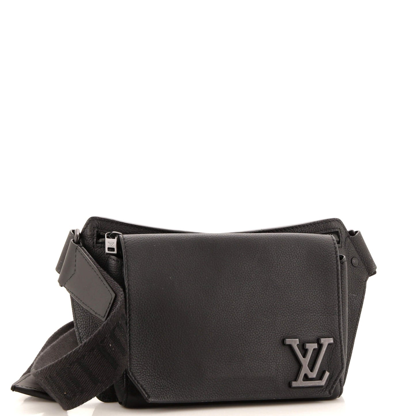 Aerogram Takeoff Sling Bag Leather