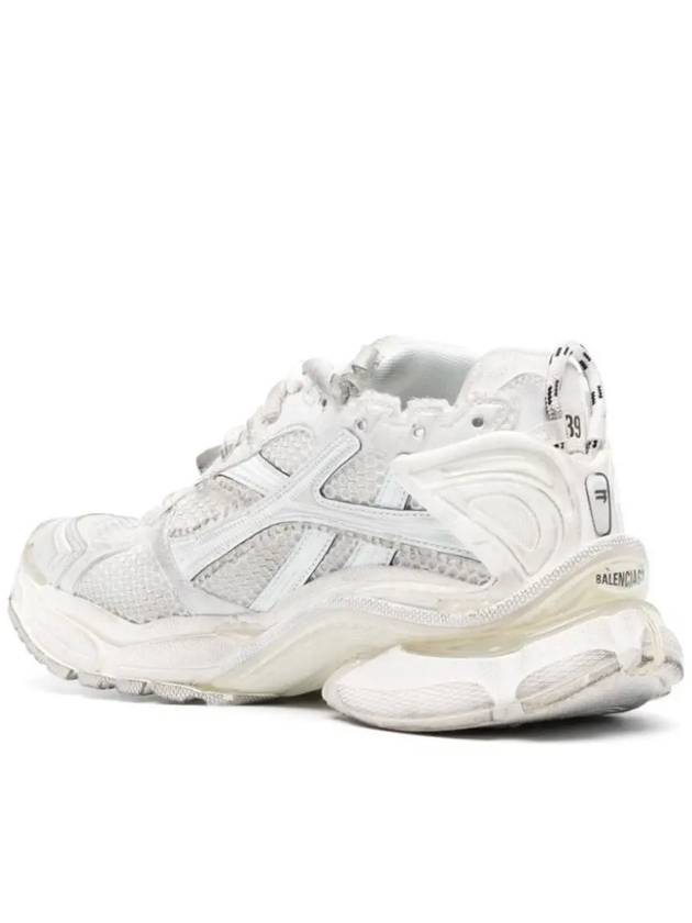 Balenciaga Runner Embroidered Logo Low Top Sneakers White