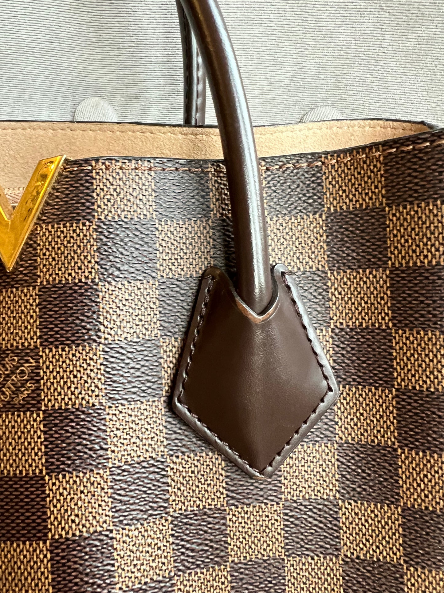 Louis Vuitton Kensington Tote Damier Ebene