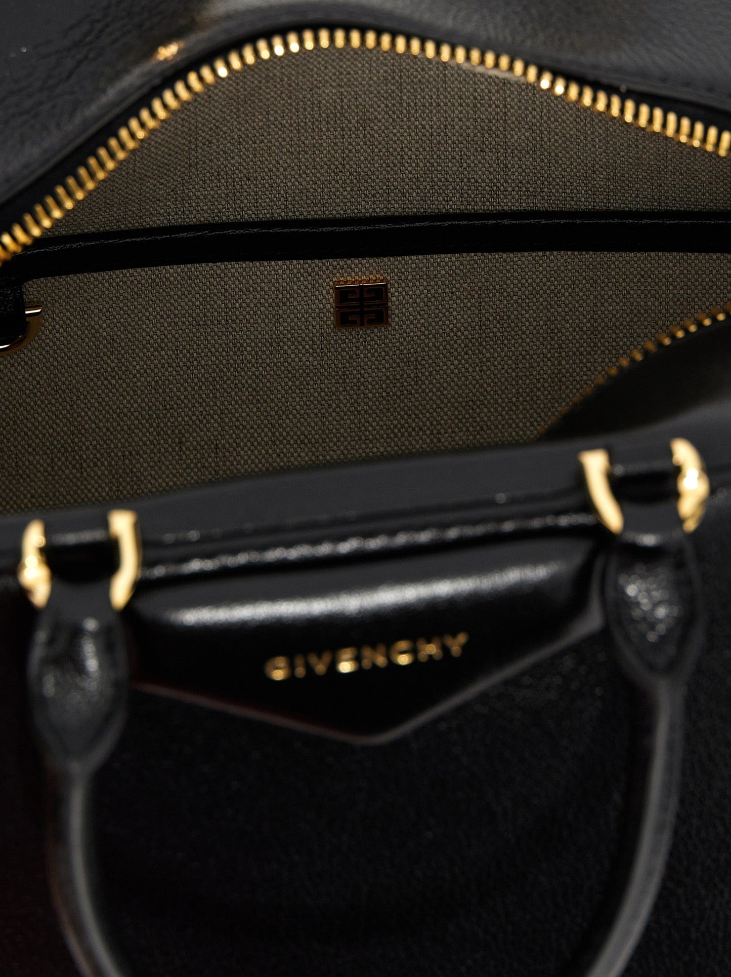 Givenchy Women 'Antigona Cube Mini' Bag