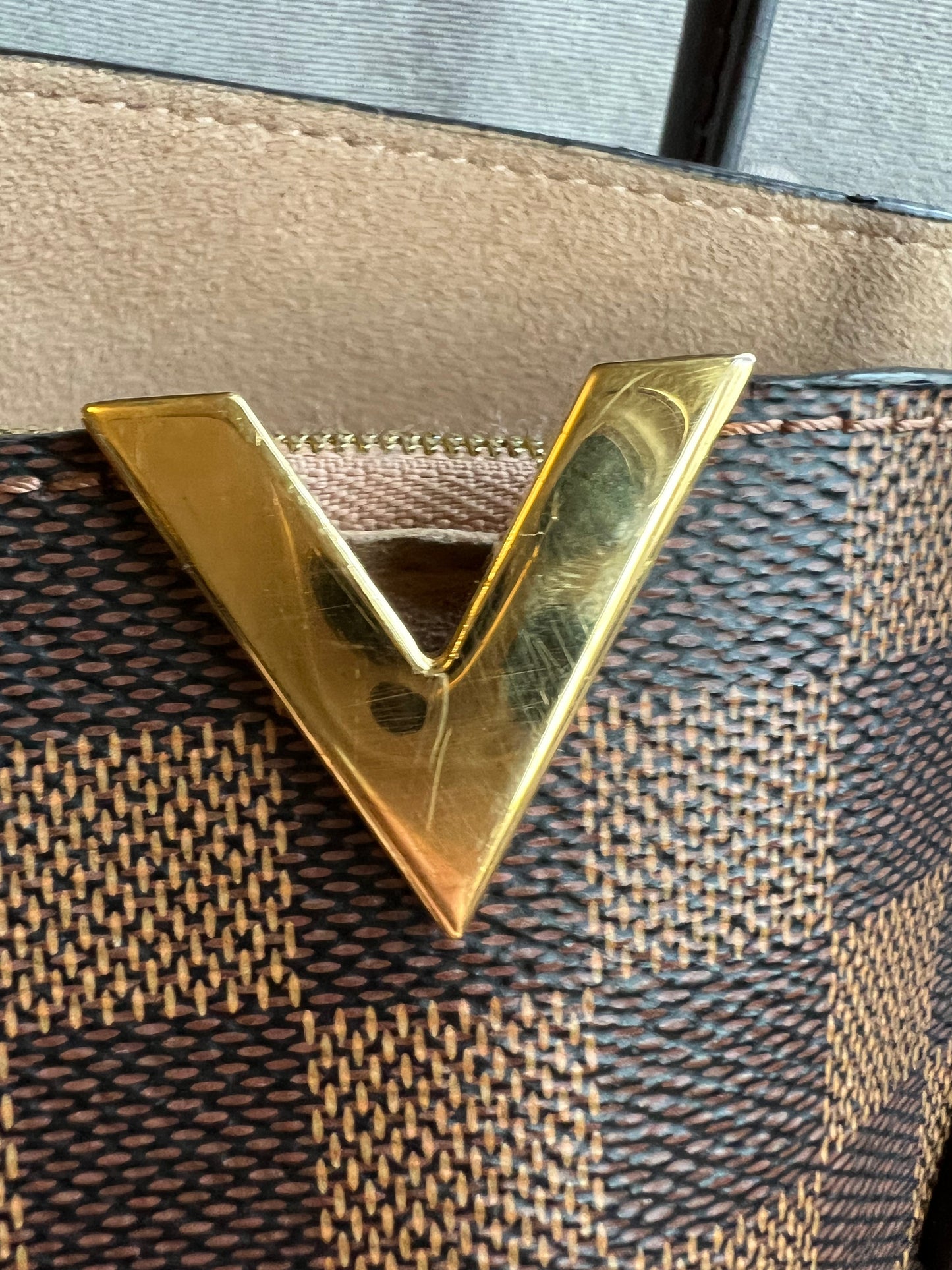 Louis Vuitton Kensington Tote Damier Ebene