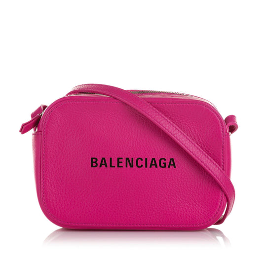 Balenciaga Everyday XS Camera Bag (SHG-37572)