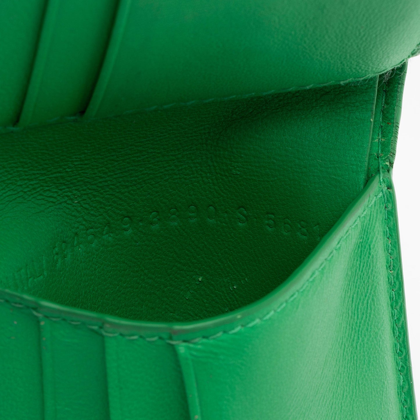 Balenciaga Leather Everyday Bifold Wallet (SHF-1w9vGS)