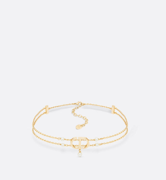 30 Montaigne Passage Choker Gold Finish Metal And White Resin Pearls