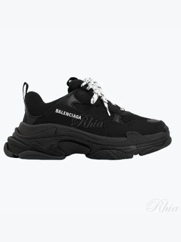 Balenciaga Triple S Low Top Sneakers Black