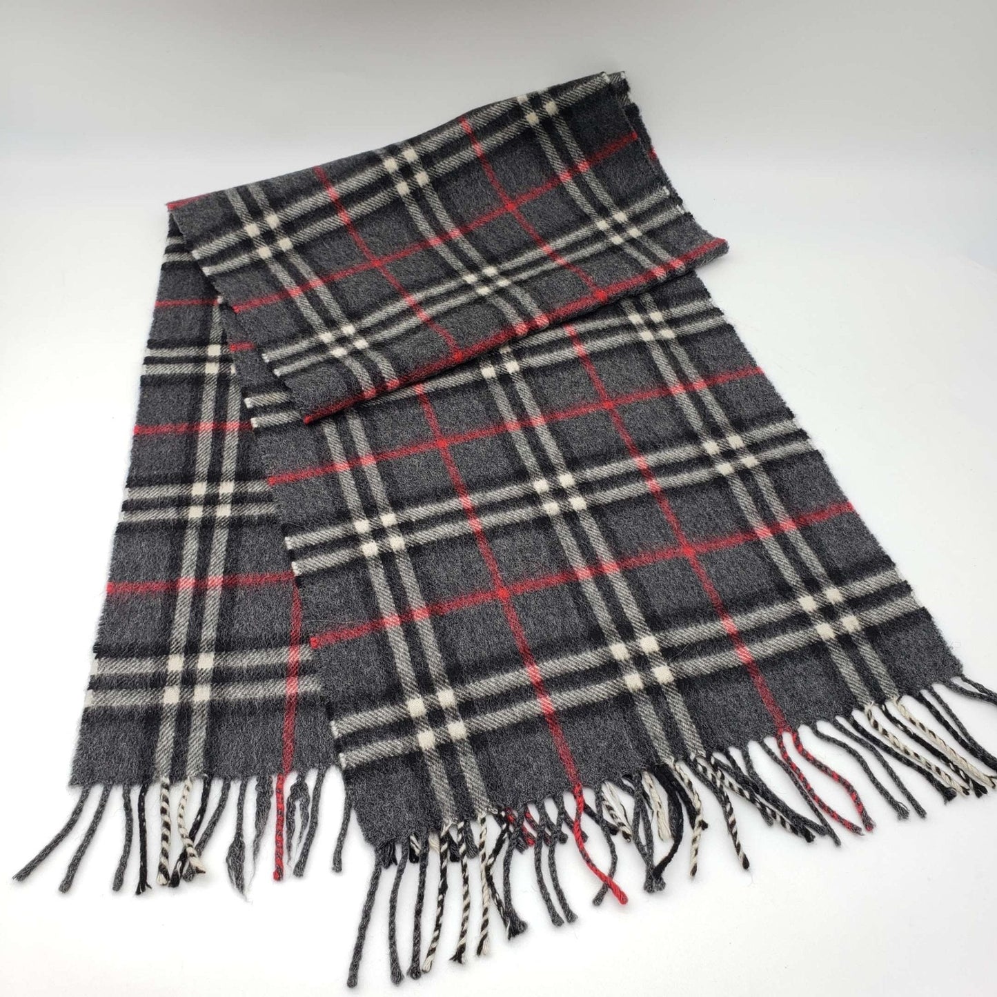 Burberry Classic Scarf 100% Cashmere
