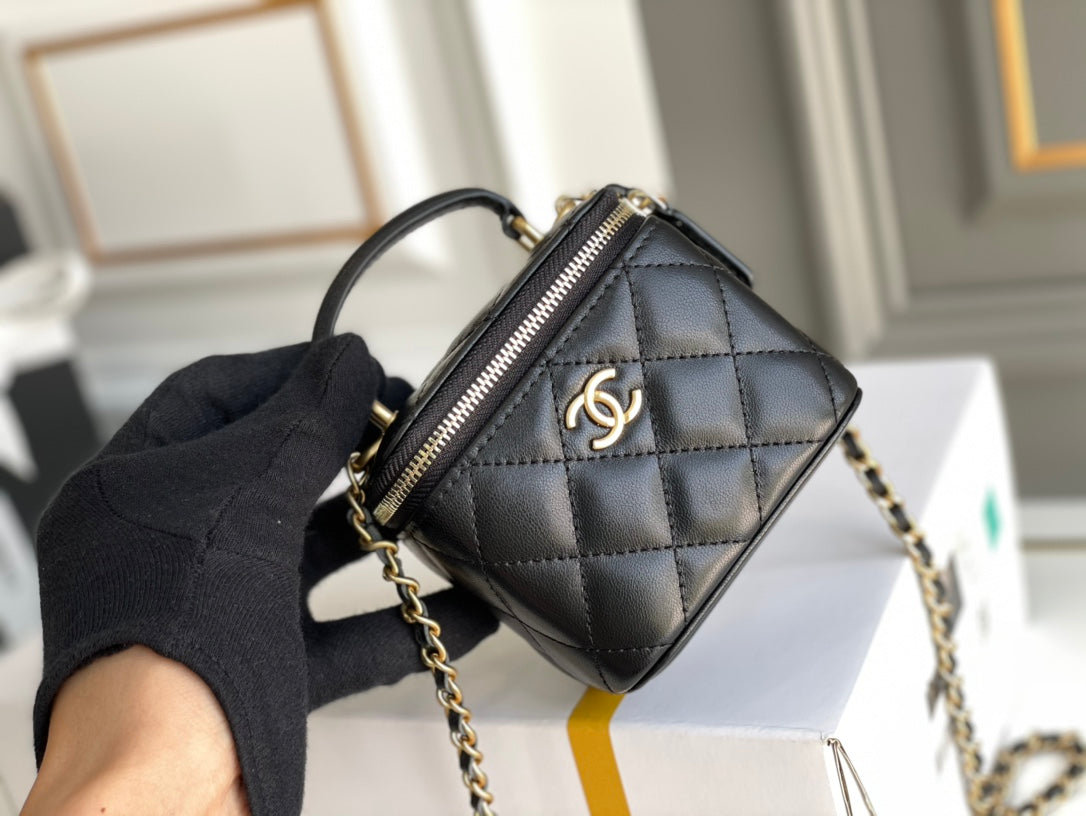Chanel - Luxury Bag - CHL - 1217