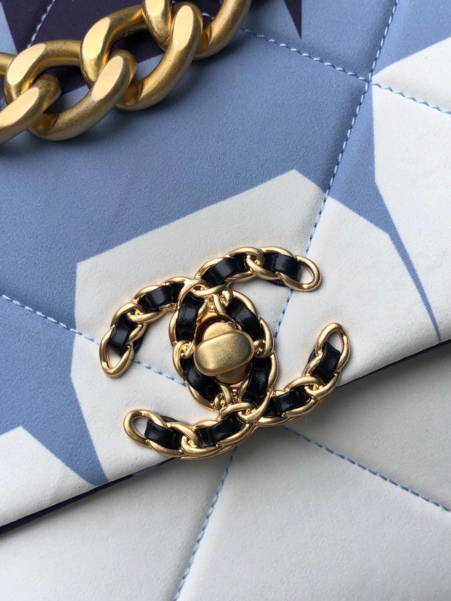 Chanel - Luxury Bag - CHL - 1156