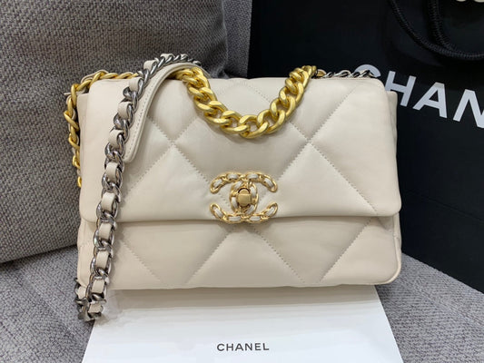 Chanel - Luxury Bag - CHL - 1010