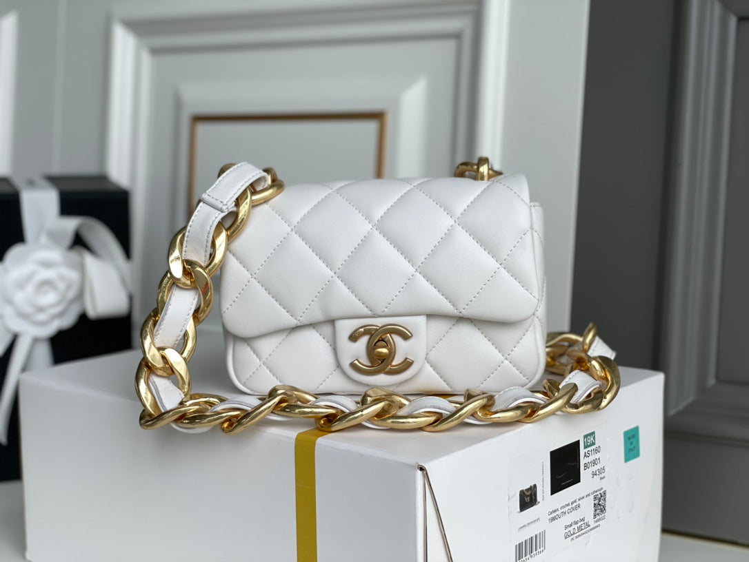 Chanel - Luxury Bag - CHL - 1136