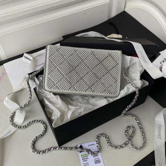 Chanel - Luxury Bag - CHL - 1070
