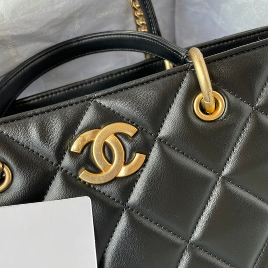 Chanel - Luxury Bag - CHL - 149
