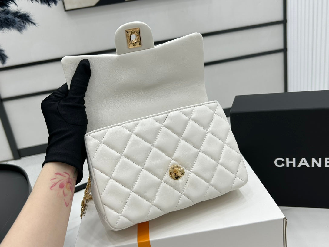 Chanel - Luxury Bag - CHL - 198