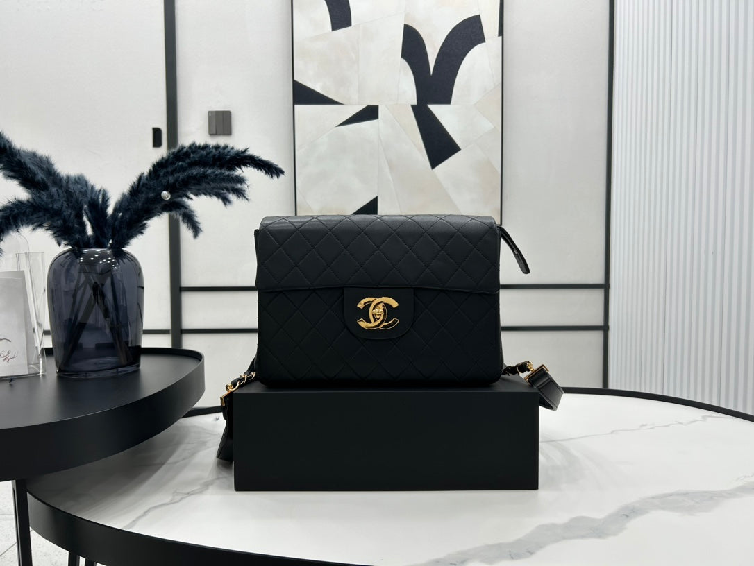 Chanel - Luxury Bag - CHL - 197