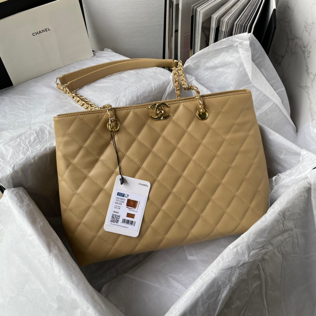 Chanel - Luxury Bag - CHL - 137