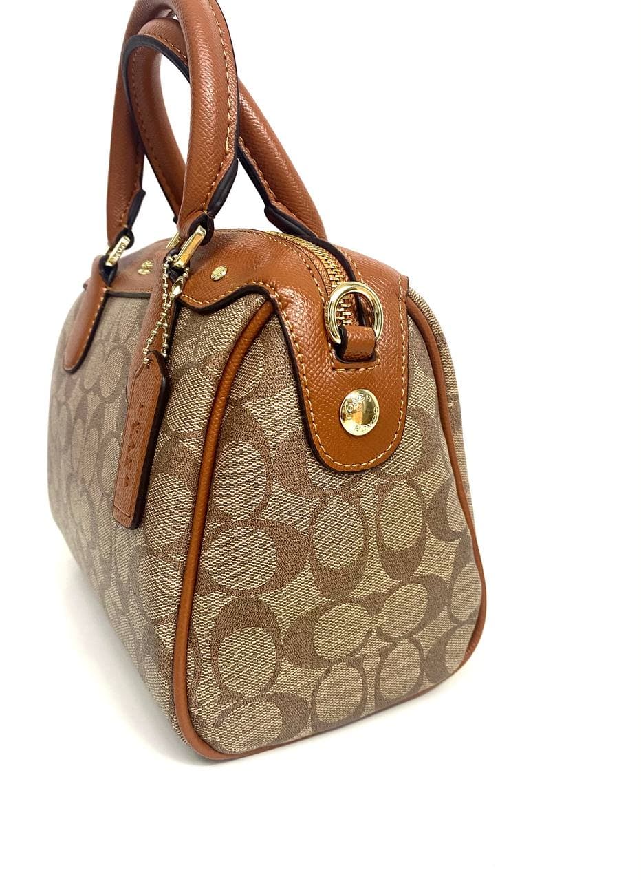 Coach Bennett Small Bag in signature